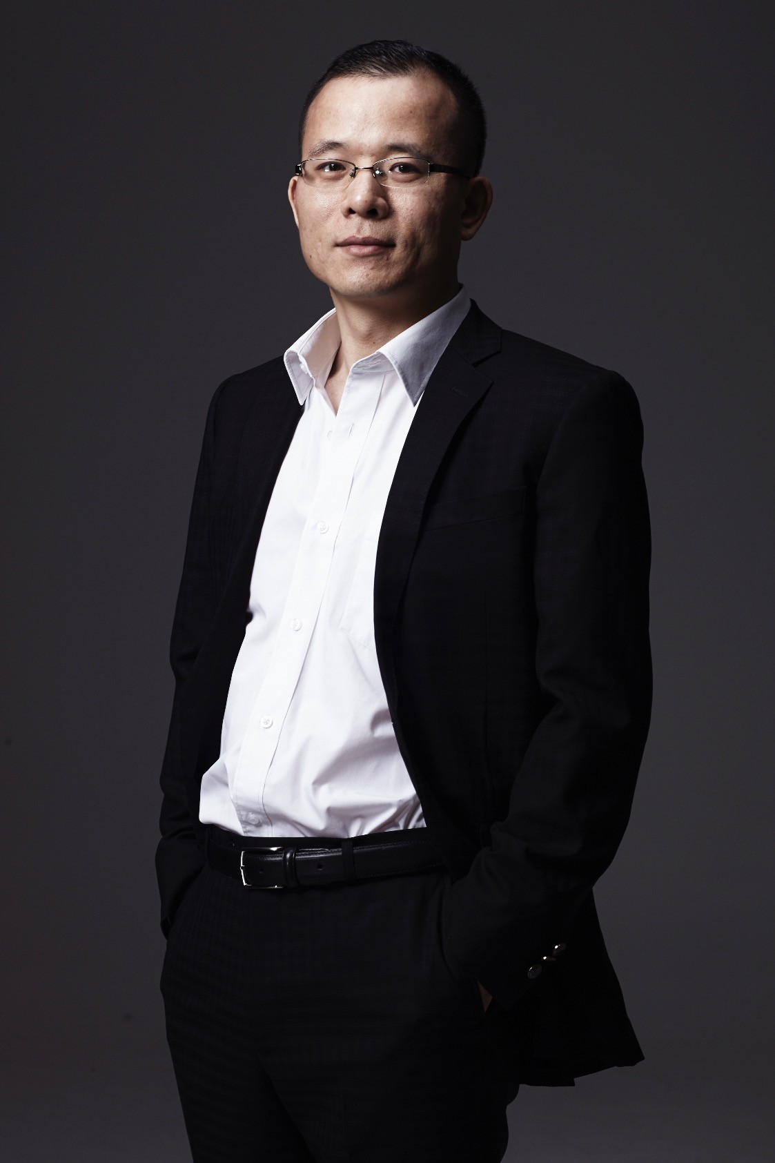 企業(yè)AI化轉(zhuǎn)型趨勢、模式與deepseek營銷賦能實戰(zhàn)